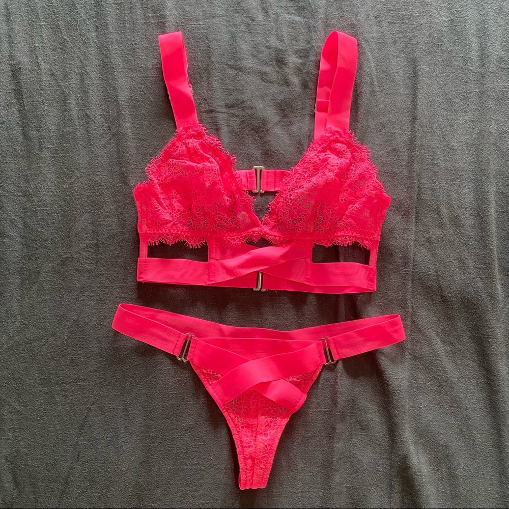 Victoria Secret Size Small